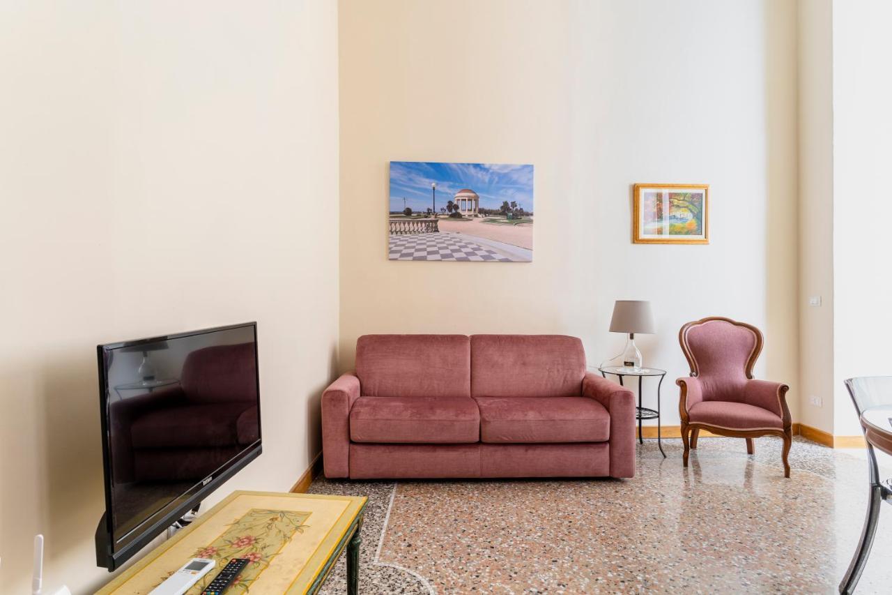 Livorno Central Flat-2 Min Walk The Cathedral! מראה חיצוני תמונה